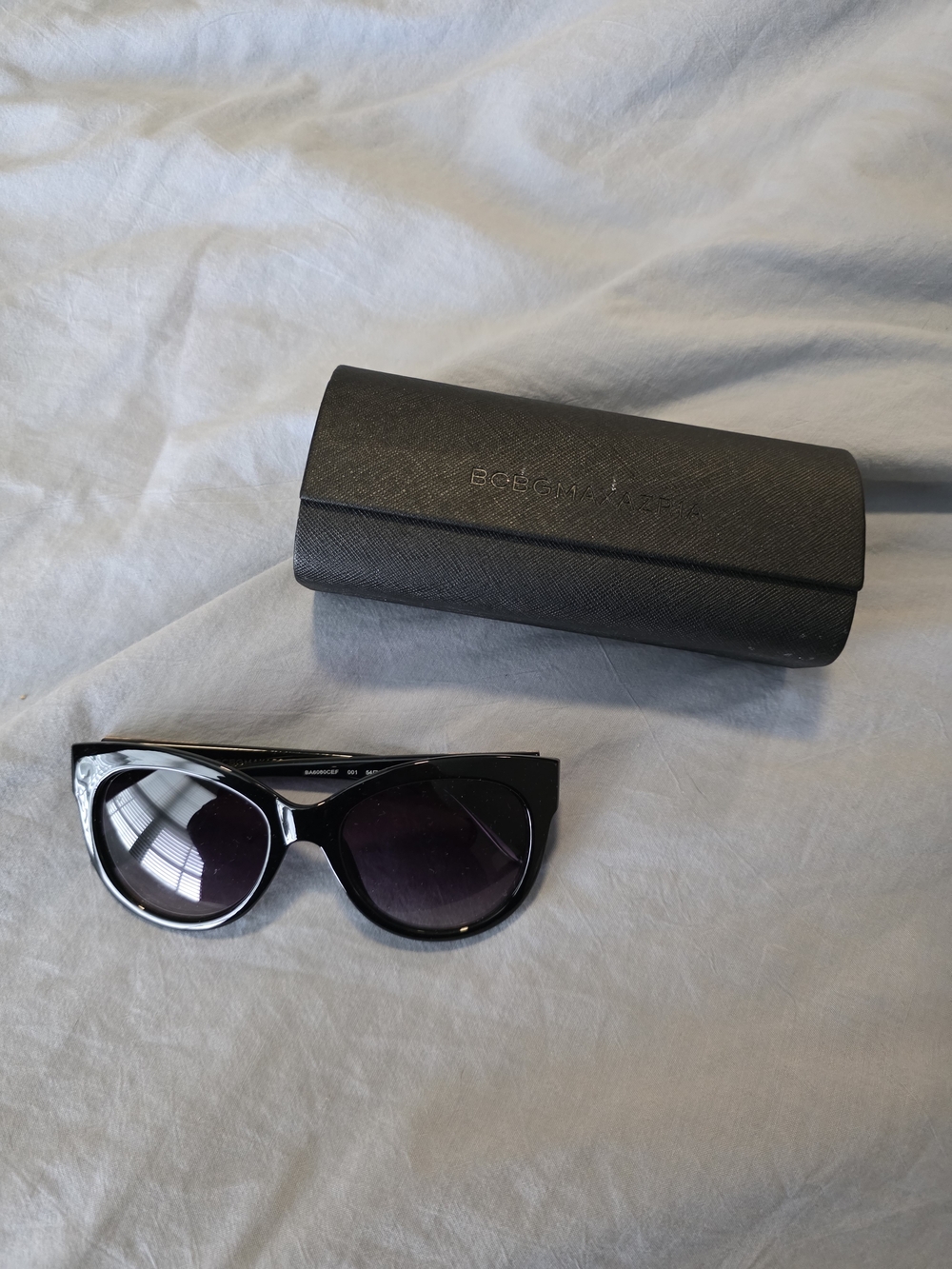 Black Cat Eye Sunglasses with Case - BCBGMAXAZRIA